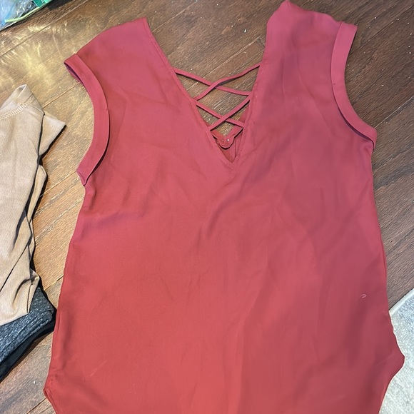 Dynamite dressy T-shirt - Picture 2 of 2